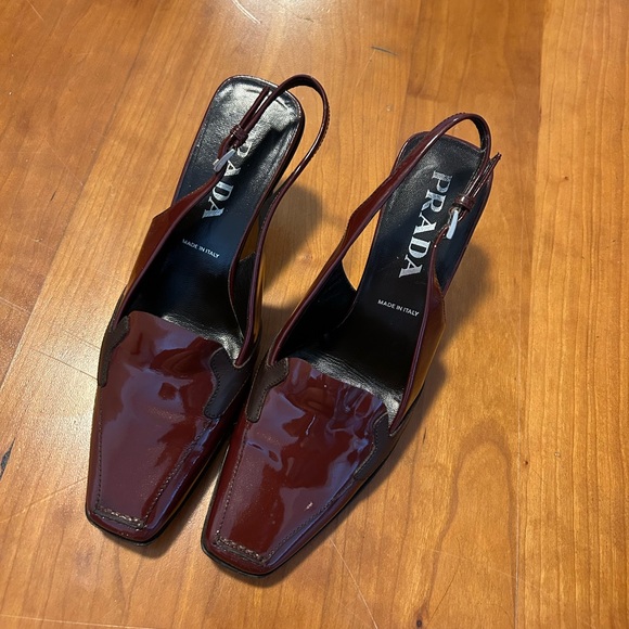 Authentic prada kitten heels - Picture 2 of 5